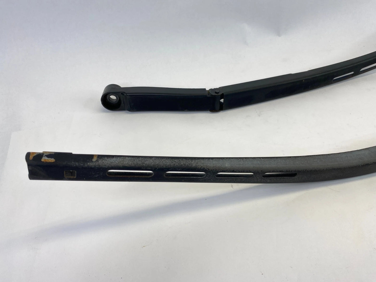 10-17 GMC TERRAIN CHEVY EQUINOX FRONT RIGHT & LEFT WINDSHIELD WIPER ARM SET OEM