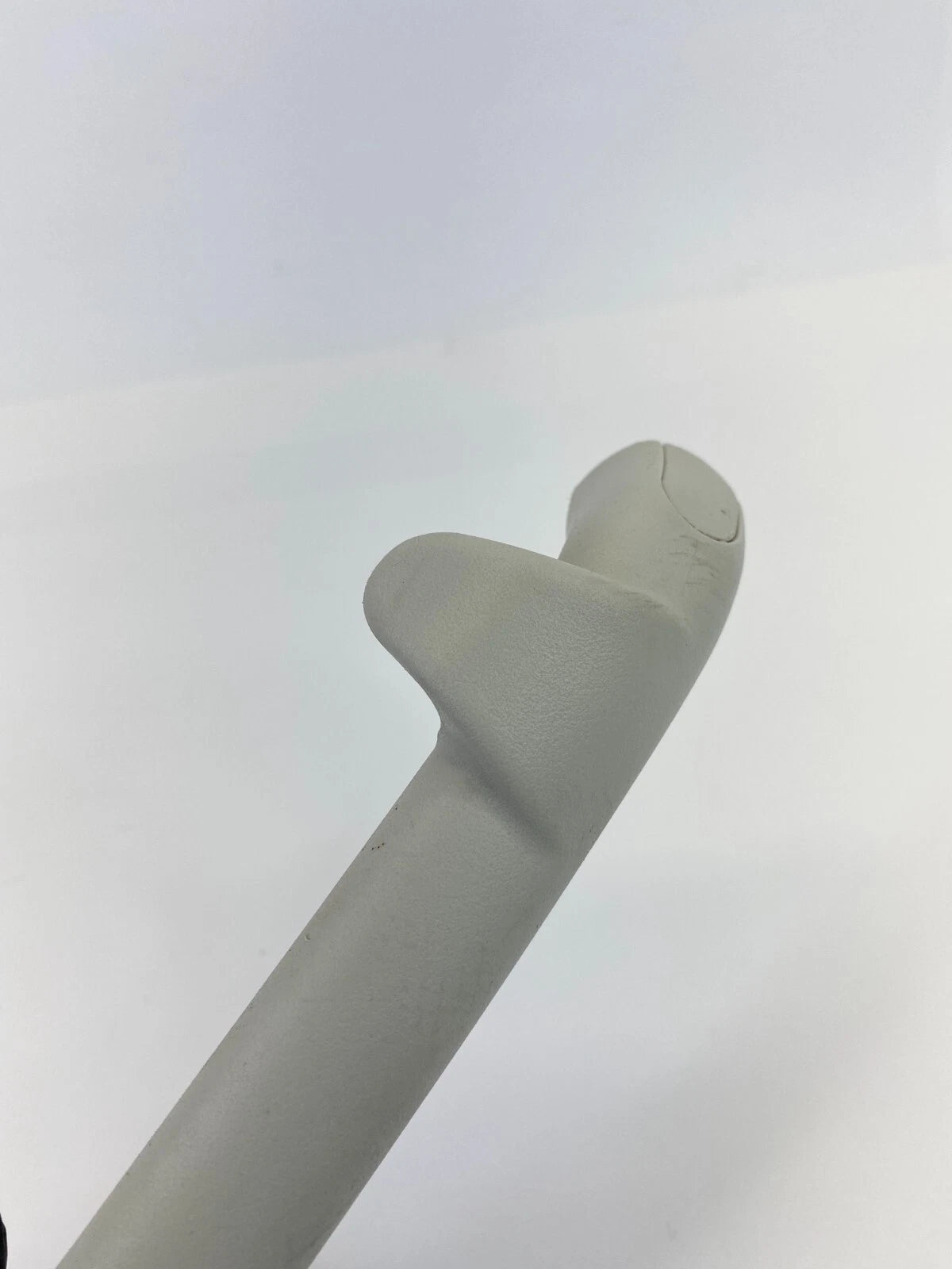 2007-2009 DODGE CALIBER REAR RIGHT SIDE INTERIOR ROOF GRAB GRIP HANDLE ASSIST
