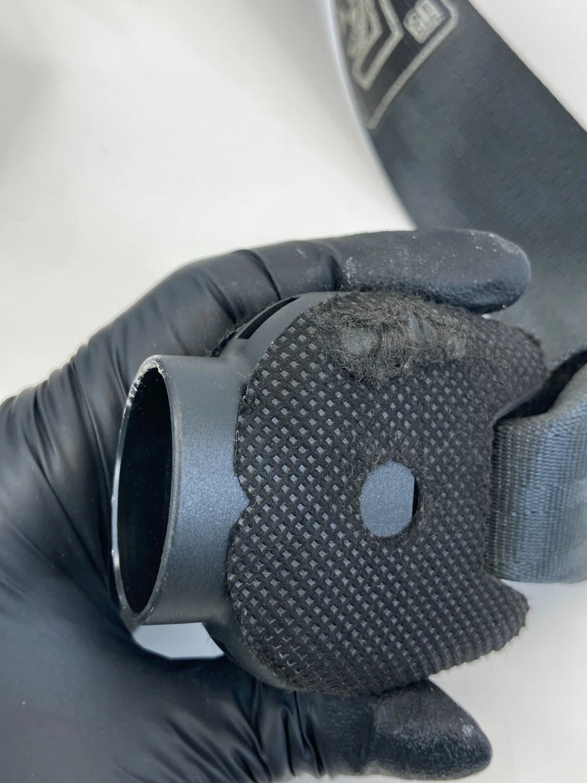 2013-2018 HYUNDAI SANTA FE SPORT FRONT RIGHT PASSENGER SEAT BELT RETRACTOR OEM