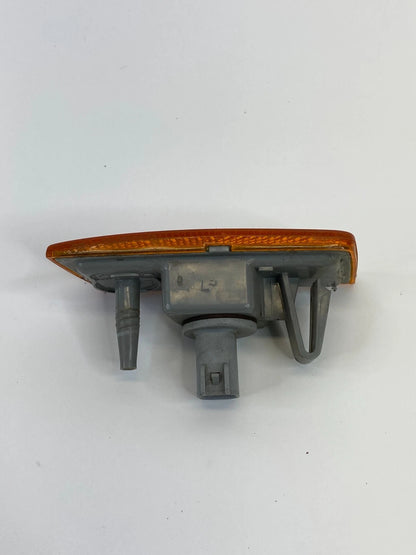 2005-2010 CHRYSLER 300 FRONT LEFT DRIVER BUMPER SIDE MARKER LIGHT LAMP ASSY OEM