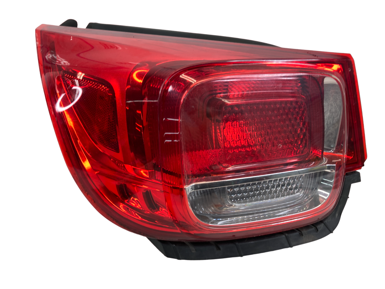 2013-2015 Chevy Malibu Sedan Rear Left Driver Outer Tail Light Lamp Taillight