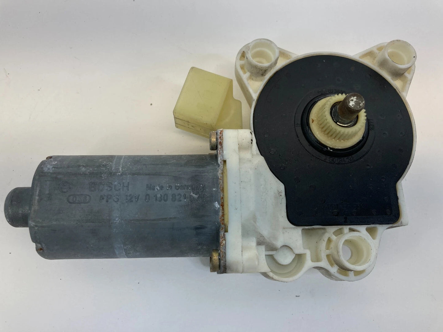 2003-2009 MERCEDES-BENZ E320 FRONT RIGHT DOOR POWER WINDOW MOTOR A2118203042 OEM