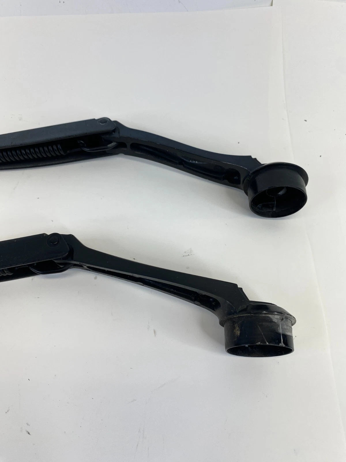 2013-2020 FORD FUSION FRONT WINDSHIELD WIPER ARM PAIR LEFT & RIGHT SET OEM