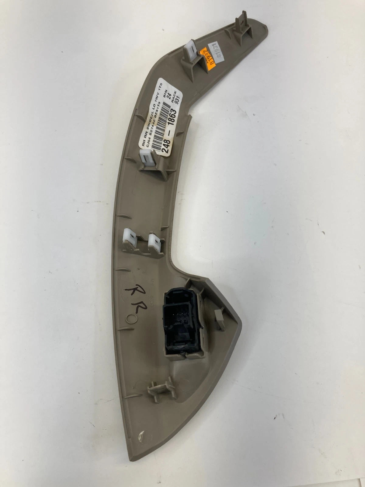 2013-2018 FORD C-MAX REAR RIGHT SIDE DOOR WINDOW SWITCH W/ BEZEL CJ54-S27442 OEM