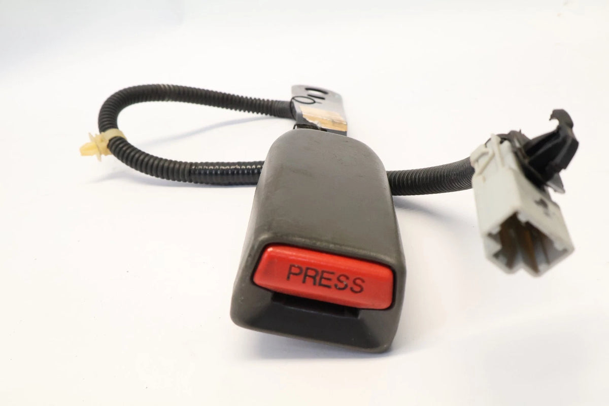 2006 HONDA RIDGELINE FRONT LEFT DRIVER SIDE SEAT BELT BUCKLE RECEPTACLE OEM
