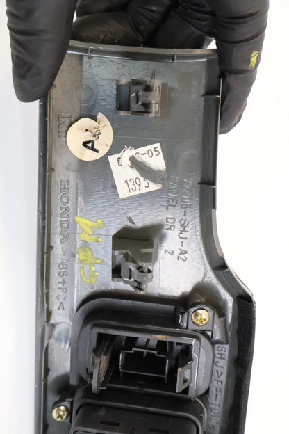 2005-2010 HONDA ODYSSEY DASH SLIDING DOOR SUNROOF SWITCH BEZEL 77205-SHJ-A2 OEM