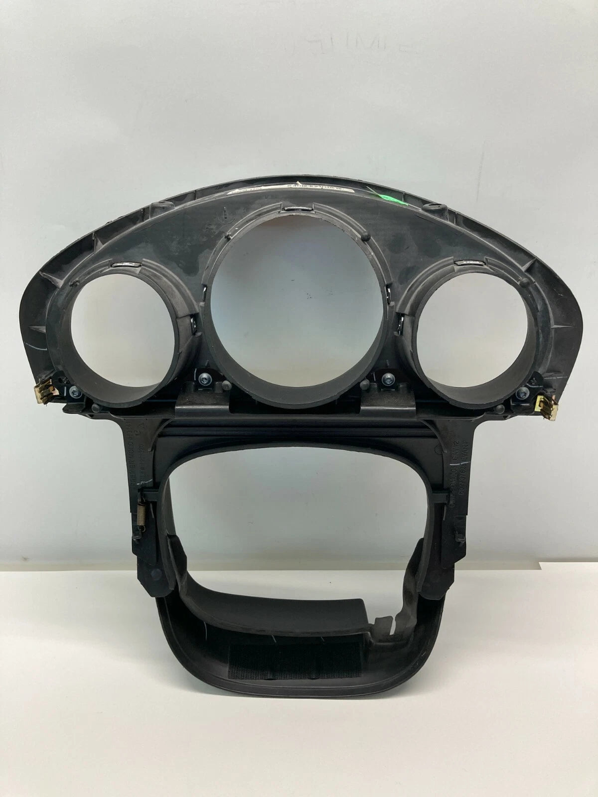 07-09 SATURN AURA INSTRUMENT PANEL DASH SPEEDOMETER CLUSTER BEZEL TRIM 16917760