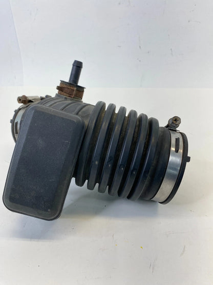 2017-2020 HYUNDAI ELANTRA 2.0L AIR CLEANER INTAKE DUCT HOSE TUBE 28140-F2400 OEM