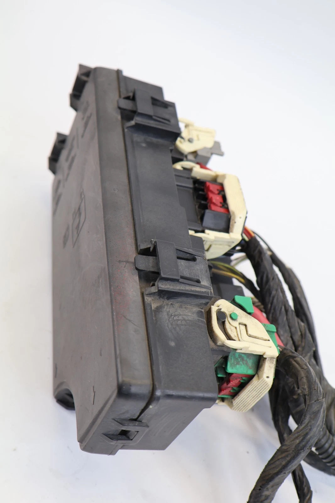 11-14 DODGE AVENGER 2.4L 200 ENGINE POWER INTEGRATED FUSE BOX TIPM 4692346AE OEM