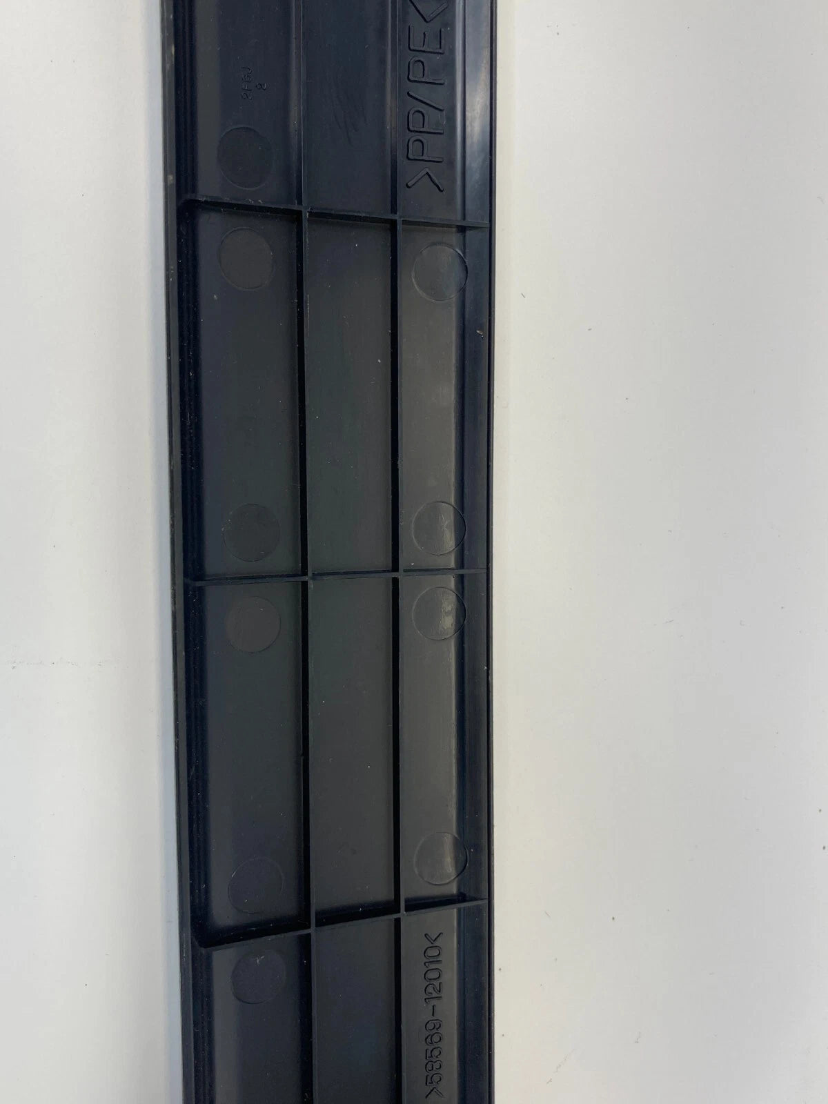 10 11 12 13 14 15 TOYOTA PRIUS FLOOR CAUTION PLATE FRAME COVER 58569-12010 OEM