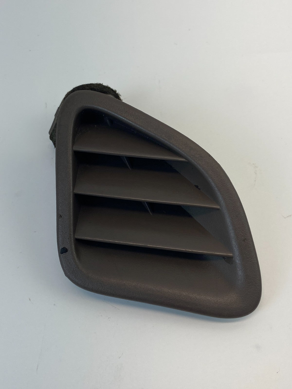 97-01 Toyota Camry Right Upper Dash AC Air Vent Defroster Grille 55962-AA010 OEM