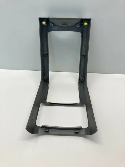 04-06 TOYOTA PRIUS CENTER CONSOLE UPPER CUP HOLDER TRIM BEZEL PANEL 5880447010