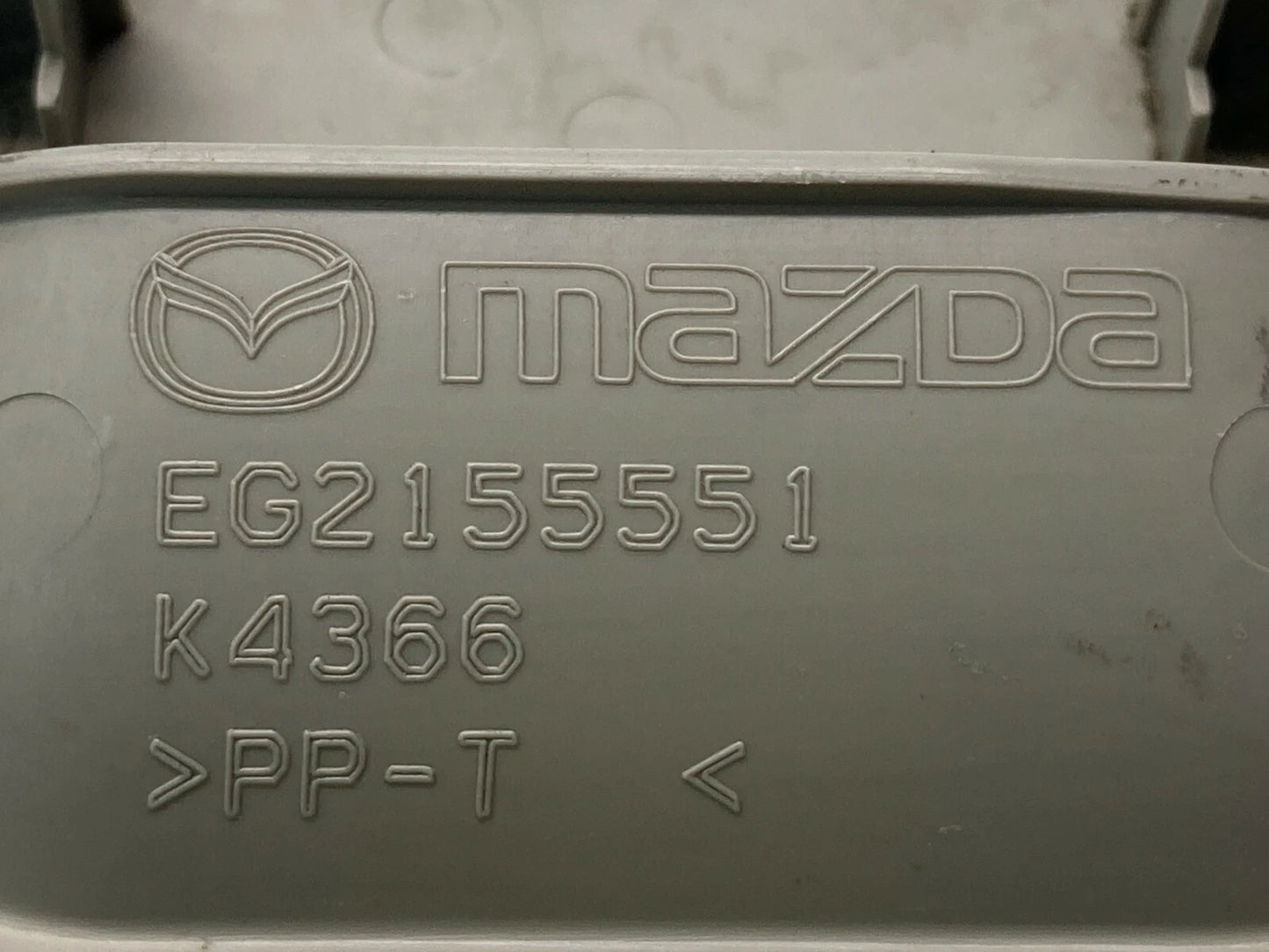 07 08 09 10 11 12 MAZDA CX-7 CX7 FUSE BOX ACCESS DOOR COVER TRIM EG2155551 OEM