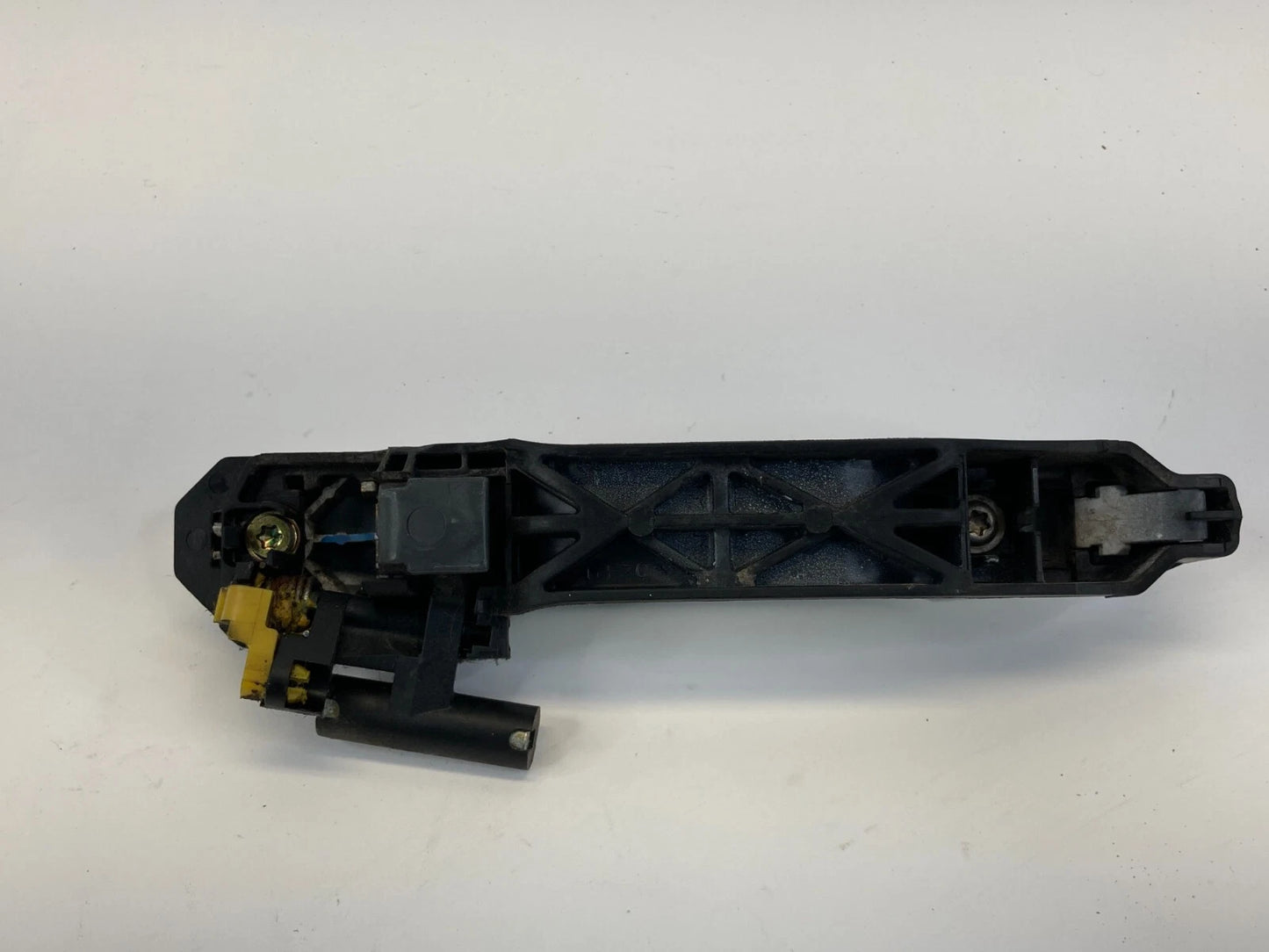 2001-2005 TOYOTA RAV4 REAR RIGHT SIDE EXTERIOR DOOR HANDLE ASSEMBLY OEM
