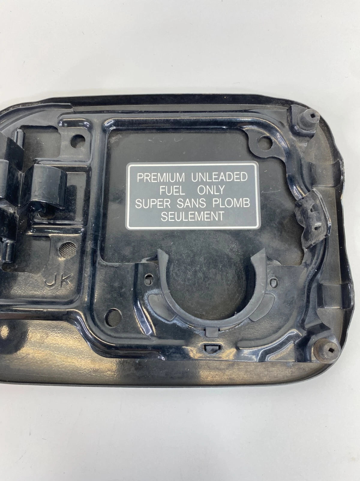 2007 2008 INFINITI G35 SEDAN 09-13 G37 FUEL FILLER DOOR GAS LID COVER OEM