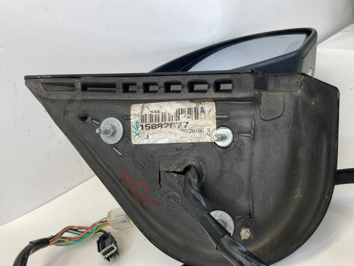 2007 2008 GMC Yukon Front Right Side View Power Mirror 15882677 OEM