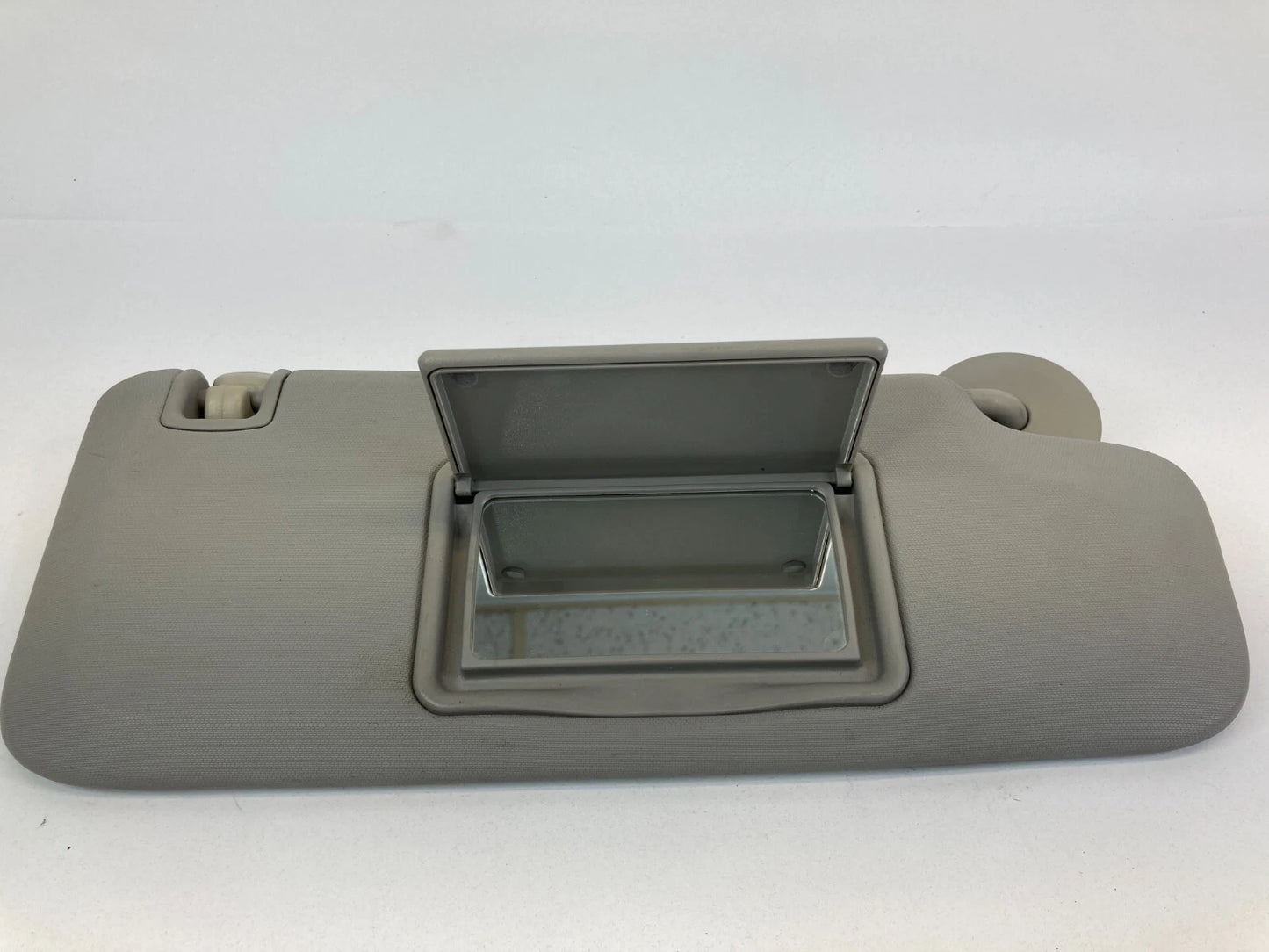 2011-2016 CHEVROLET CRUZE PASSENGER SUNVISOR RIGHT SUN VISOR SHADE OEM