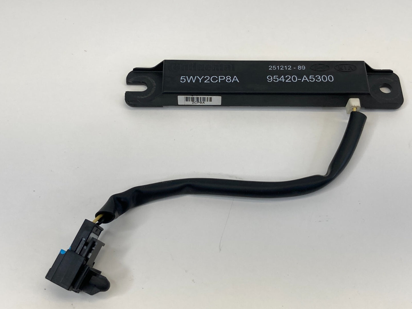 2013-2018 Hyundai Santa Fe Sport Smart Key Keyless Entry Antenna 95420-A5300 OEM