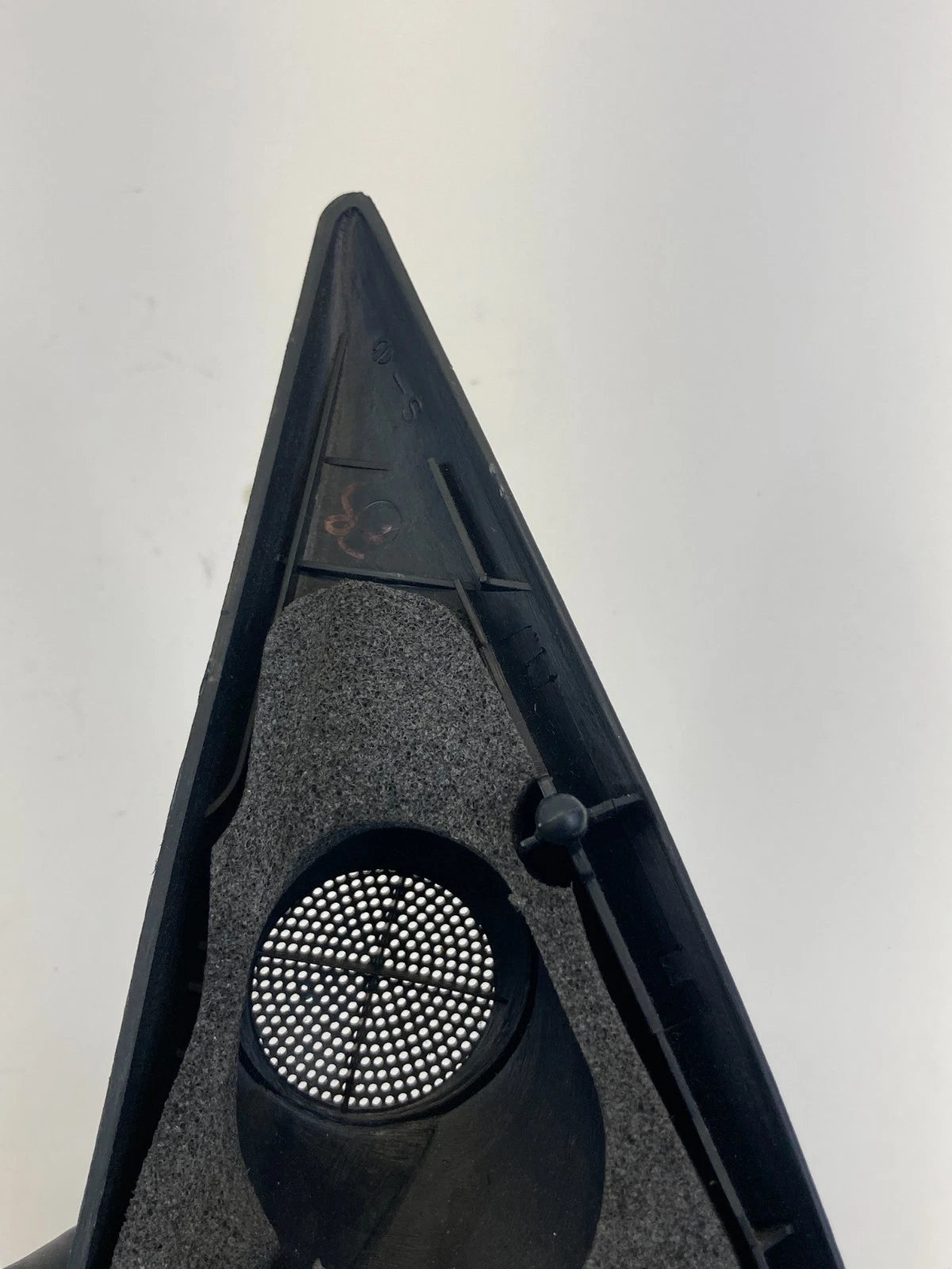 1996-2002 TOYOTA 4RUNNER FRONT RIGHT DOOR TWEETER SPEAKER COVER OEM 67491-35010