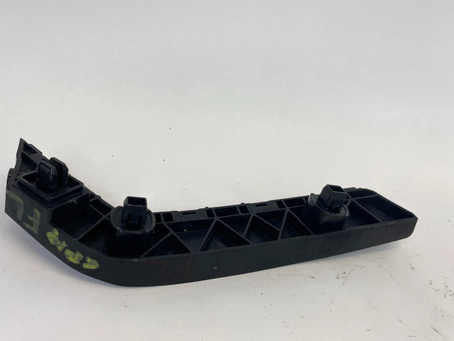 2016-2021 HONDA CIVIC FRONT LEFT DRIVER SIDE BUMPER SPACER RETAINER SUPPORT OEM