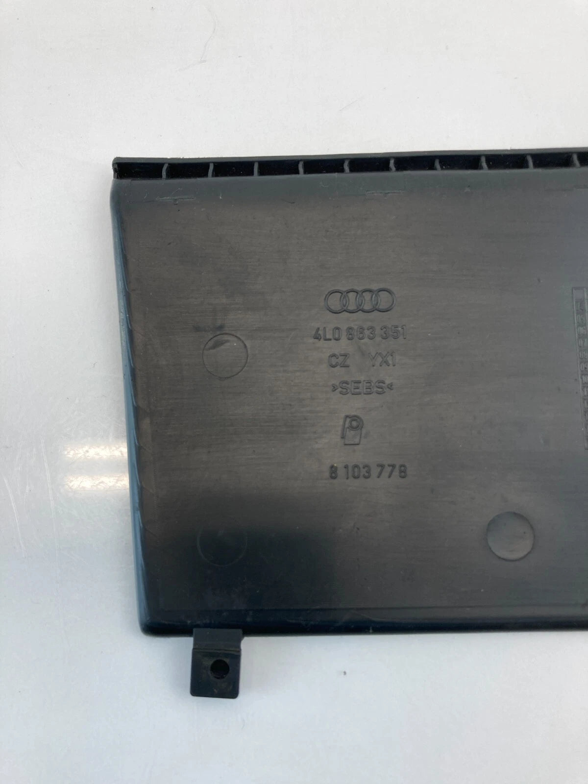 2007-2015 AUDI Q7 CENTER CONSOLE STORAGE BIN TRAY SEAT HEATED RUBBER MAT LINER