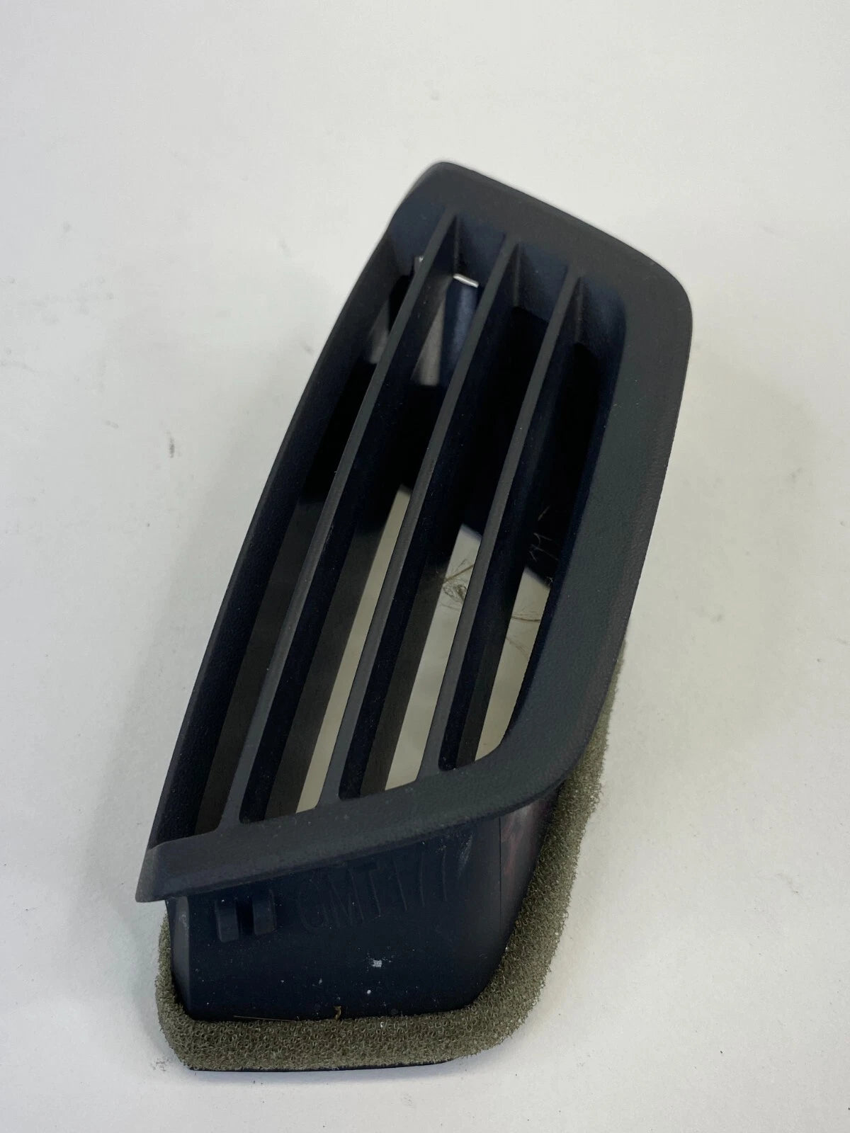 2011-2017 GMC TERRAIN DASH RIGHT SIDE DEFROST DEFOGGER VENT GRILLE 20817703