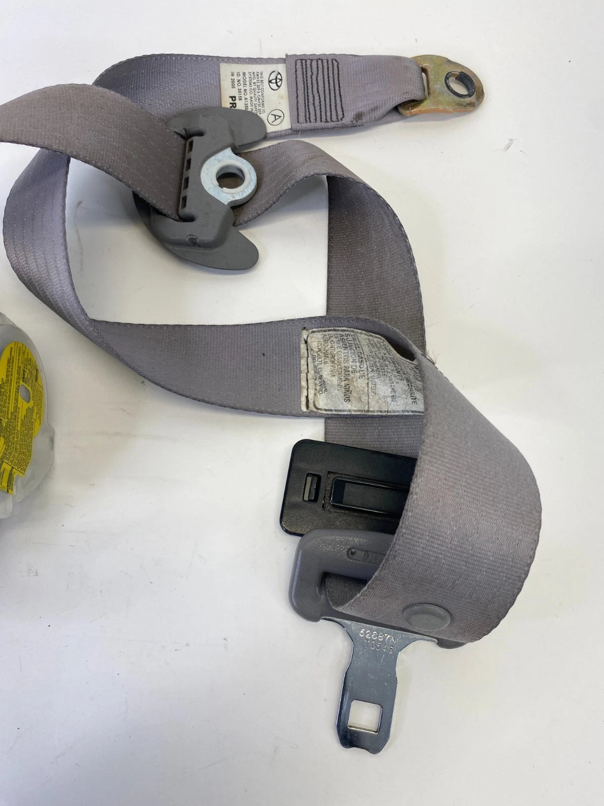 04-10 TOYOTA SIENNA FRONT RIGHT PASSENGER SIDE SEAT BELT RETRACTOR OEM