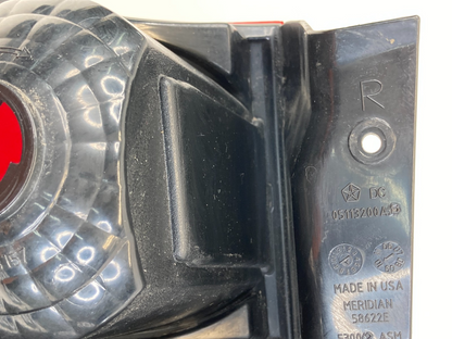 2008 09 2010 Chrysler Town & Country Rear Right Tail Light Taillight 05113200AB