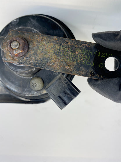 2013-2018 Hyundai Santa Fe Sport Low Horn Pitch Tone Note Alarm E428R-000073 OEM