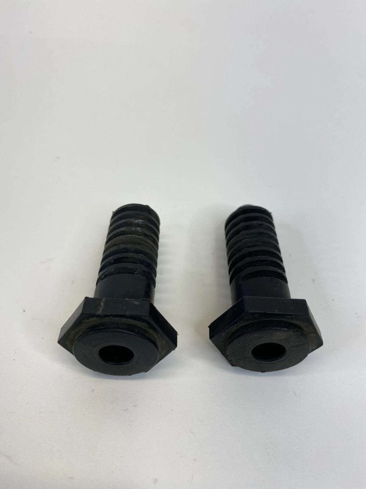 2005 2006 2007 JEEP GRAND CHEROKEE HOOD ADJUSTMENT BUMPER STOP SET PAIR OEM