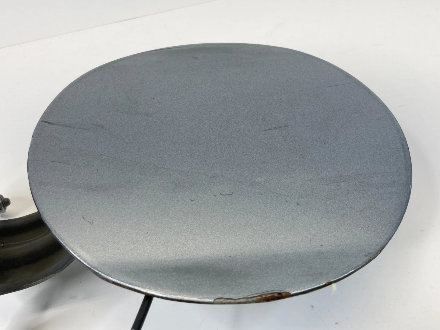 05 06 07 08 09 10 KIA SPORTAGE FUEL FILLER TANK GAS DOOR LID W/ CAP COVER OEM