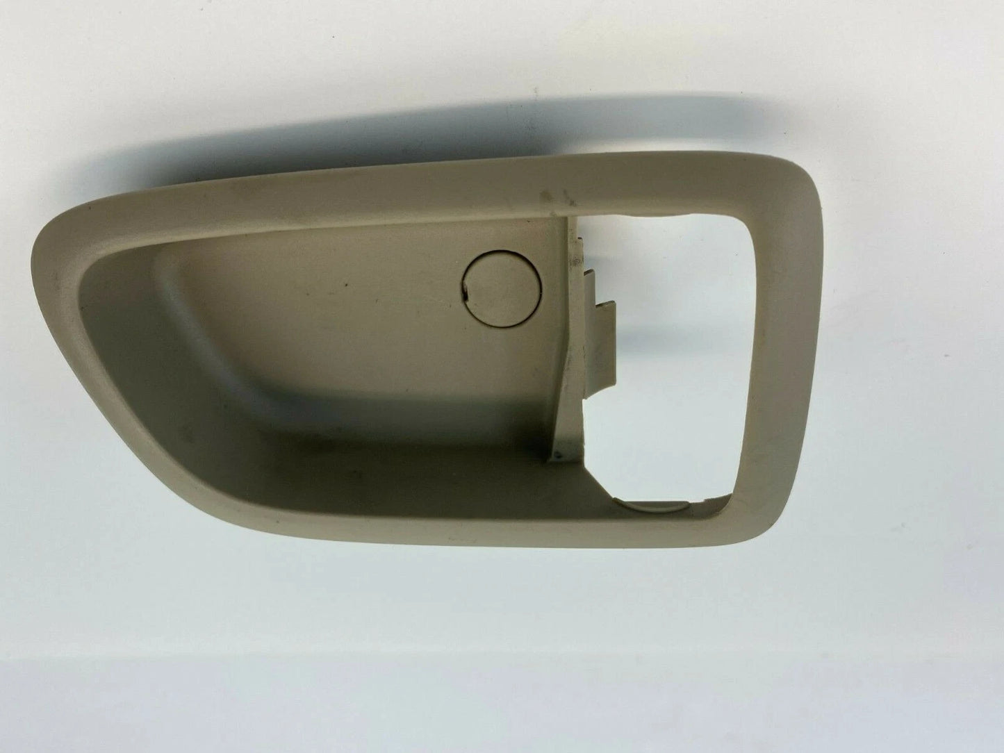 04-09 MAZDA 3 SEDAN REAR RIGHT SIDE INNER DOOR HANDLE BEZEL TRIM COVER RR RH OEM
