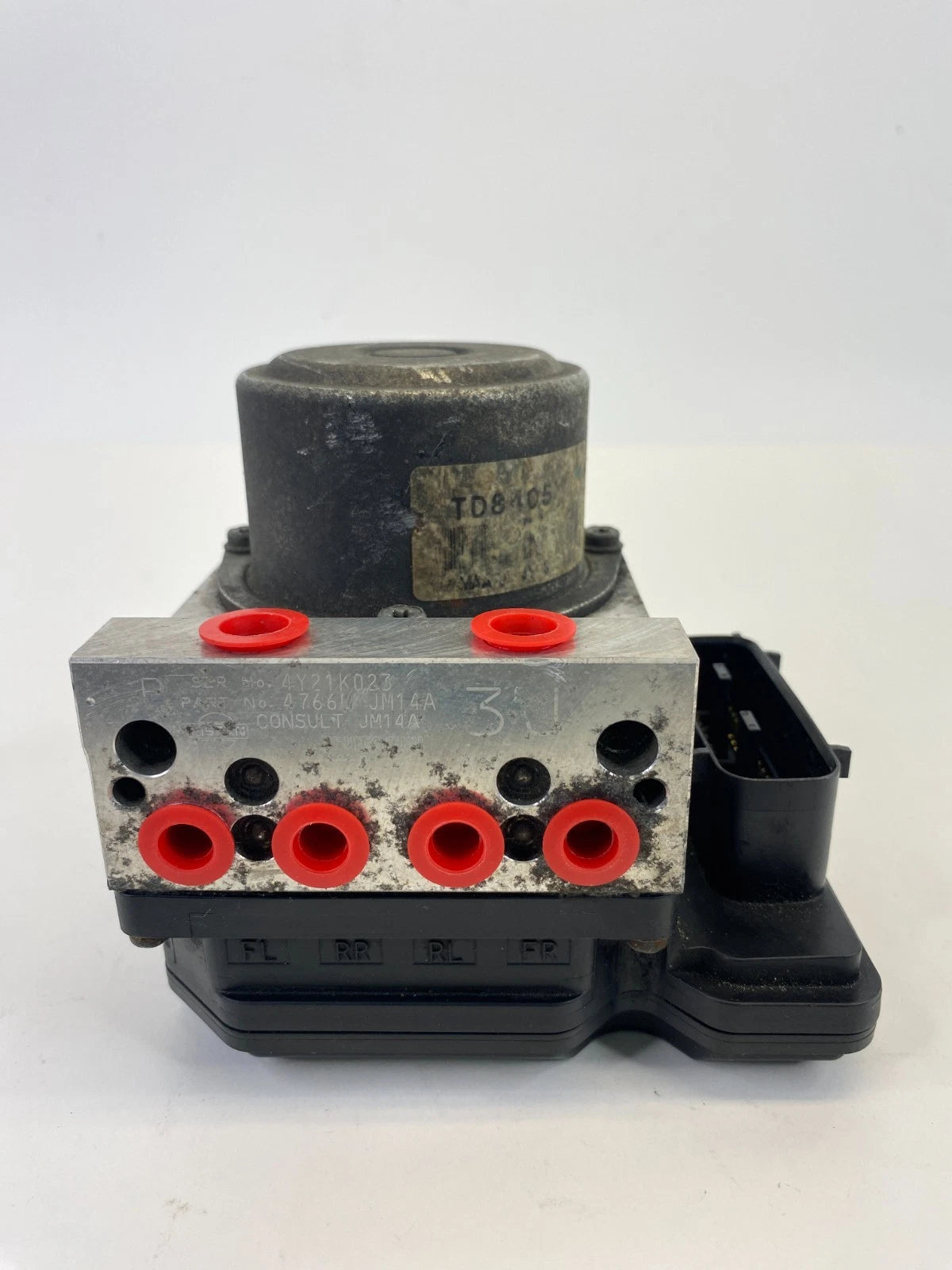 14 15 Nissan Rogue Select 2.5L L4 CVT AT ABS Anti Lock Brake Pump 47660-JM14A