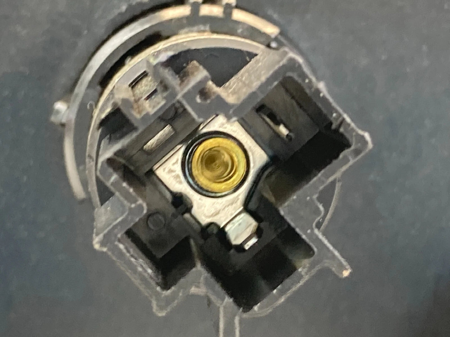 2010-2017 GMC TERRAIN FRONT CENTER CONSOLE STORAGE COMPARTMENT BIN 20922732 OEM