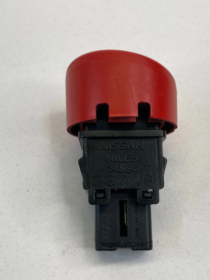 2009-2014 NISSAN CUBE HAZARD EMERGENCY WARNING LIGHT CONTROL SWITCH OEM