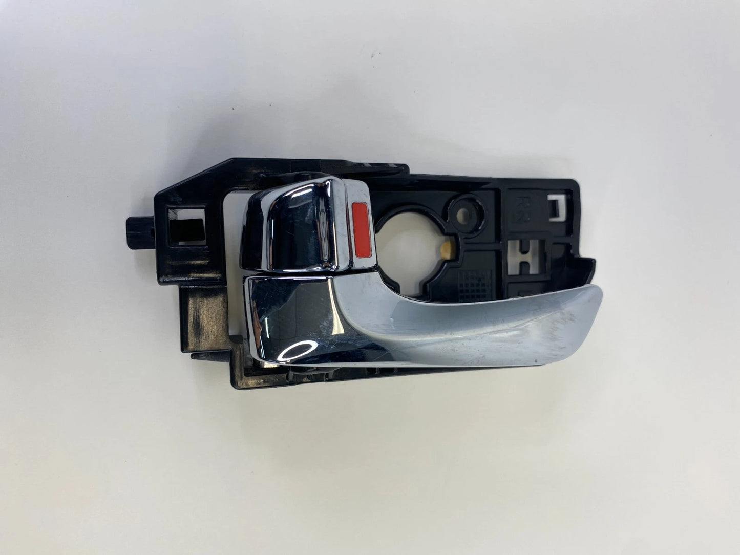 09 10 HYUNDAI SONATA REAR LEFT SIDE INNER INTERIOR DOOR HANDLE 83613-NF520 OEM