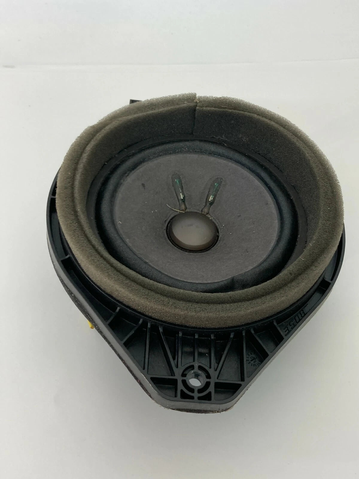 2009 2010 SATURN OUTLOOK 10-16 GMC ACADIA REAR LEFT DOOR SPEAKER BOSE 25994308