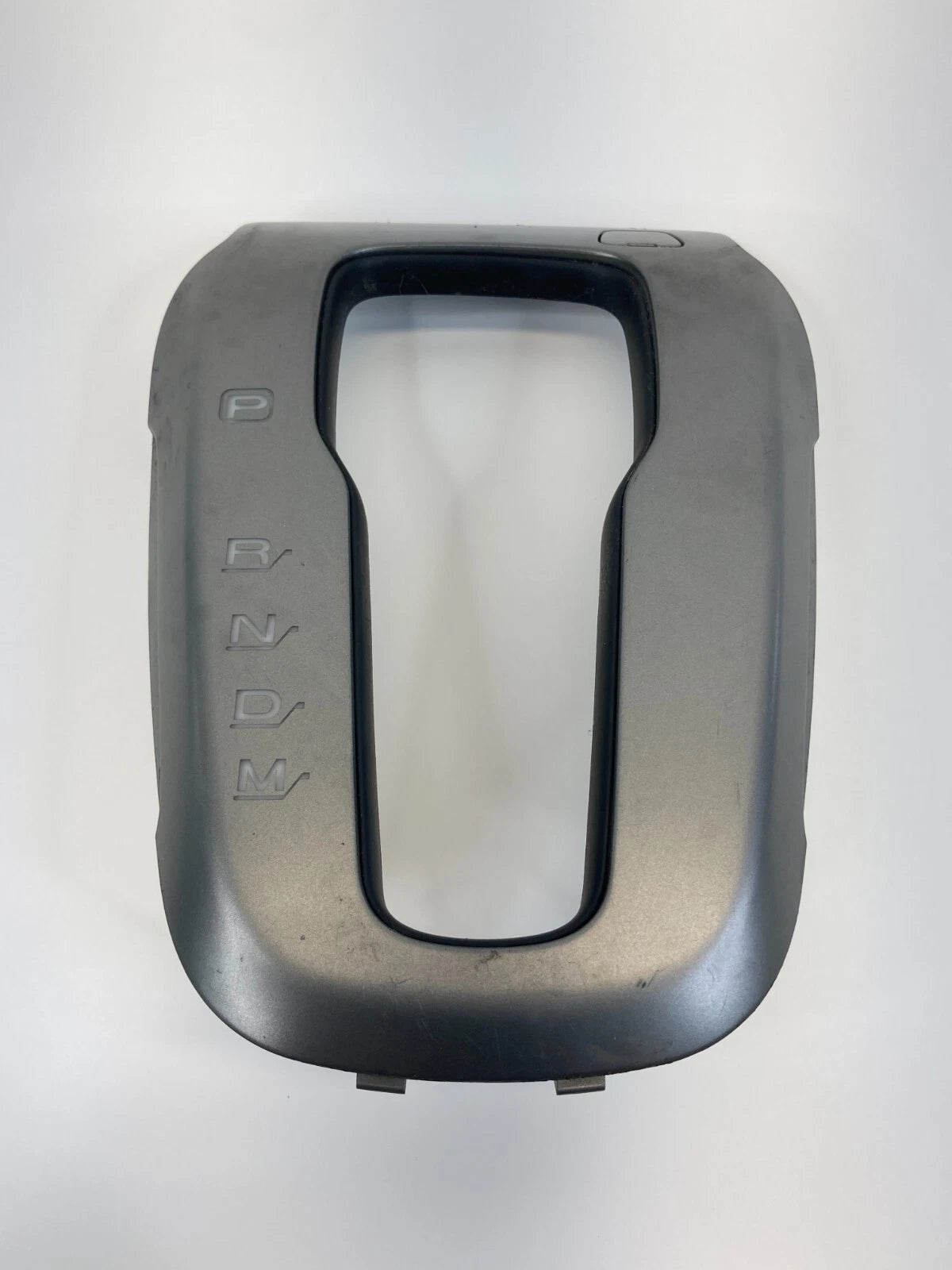 2012-2016 CHEVROLET SONIC AT TRANSMISSION CONTROL INDICATOR TRIM BEZEL OEM