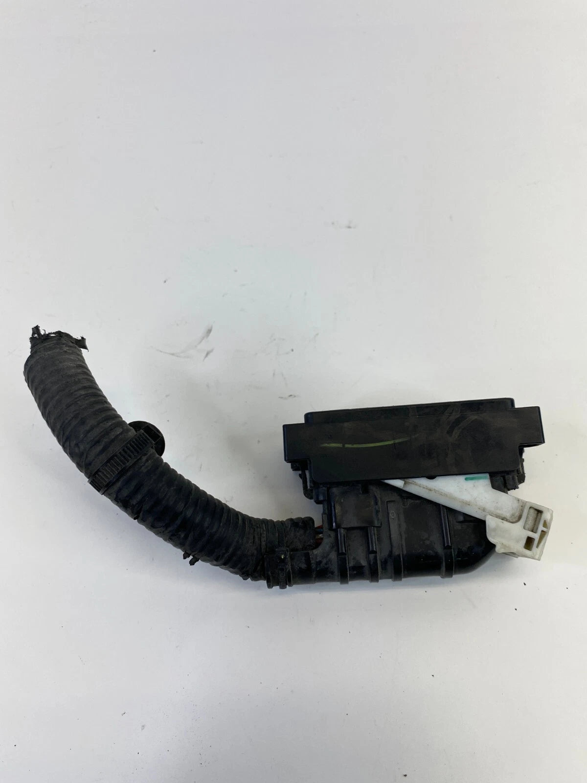 2008-2010 Honda Accord Sedan 3.5L A/T ABS Anti Lock Brake Pump Connector OEM