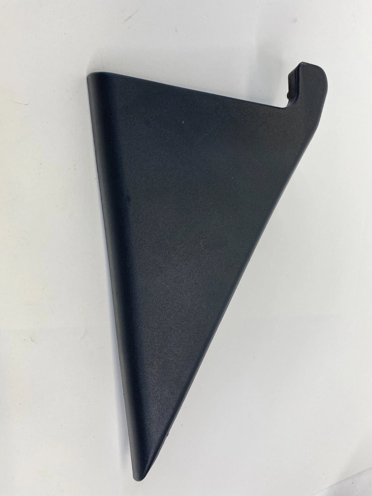 04-09 MAZDA 3 HATCHBACK REAR LEFT INTERIOR DOOR CORNER COVER TRIM BP4K6851Y OEM