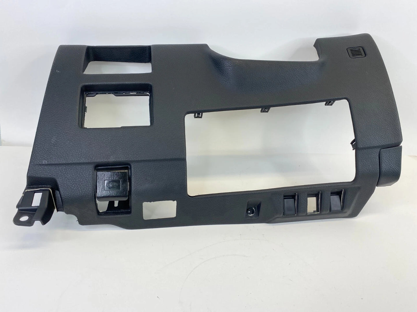 2004 2005 2006 LEXUS RX330 LEFT DRIVER SIDE DASH LOWER INSTRUMENT PANEL COVER