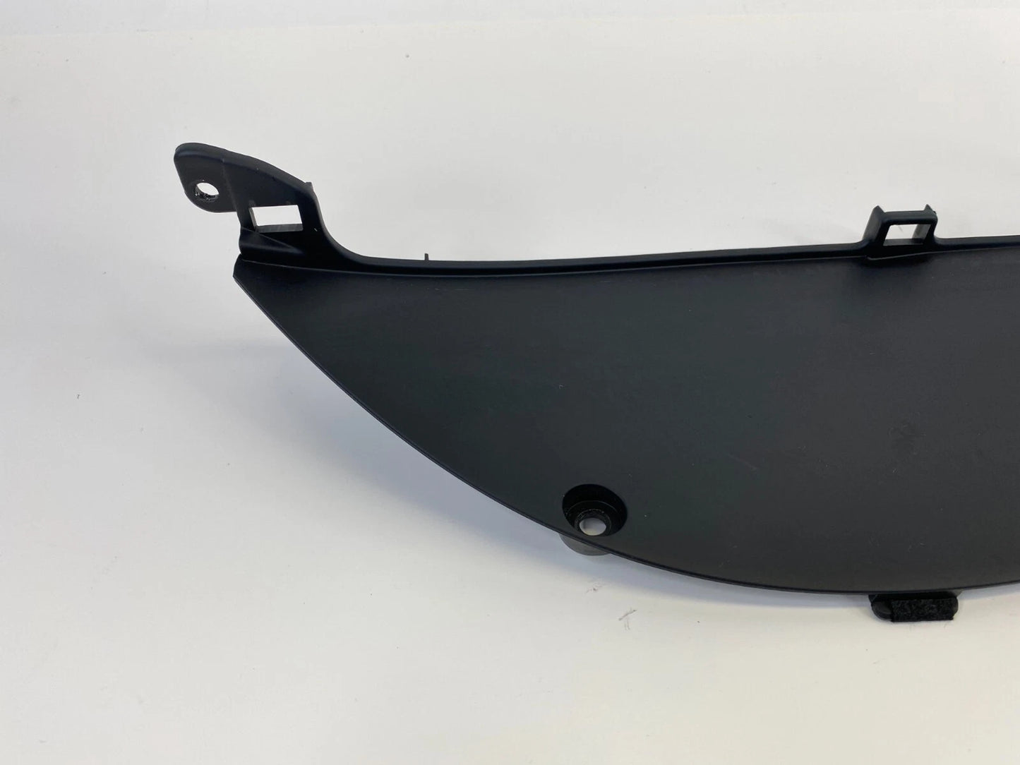 01-07 TOYOTA HIGHLANDER INSTRUMENT PANEL SPEEDOMETER CLUSTER UPPER BEZEL TRIM