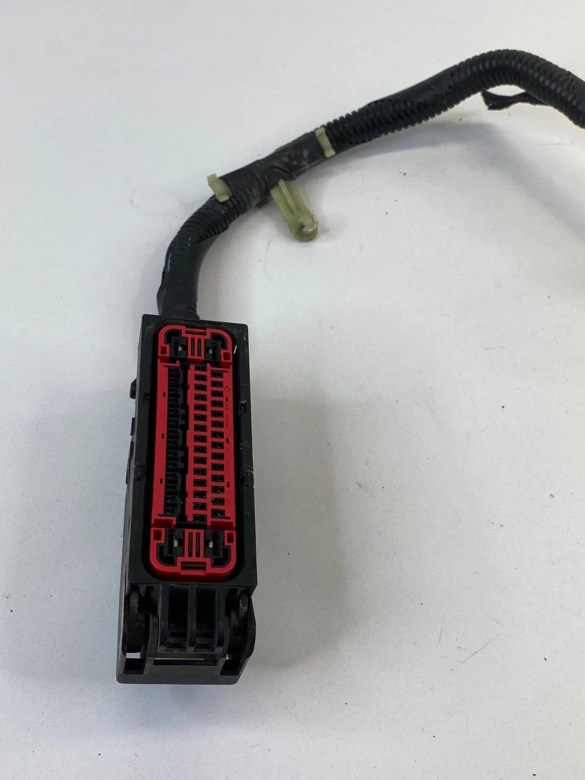 2003 03 FORD EXPLORER XLT 4.0L V6 ECM ECU WIRING HARNESS PLUG CONNECTOR 1355514