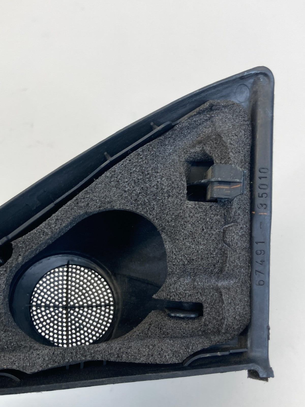 1996-2002 Toyota 4Runner Front Right Door Tweeter Speaker Cover Trim 67491-35010