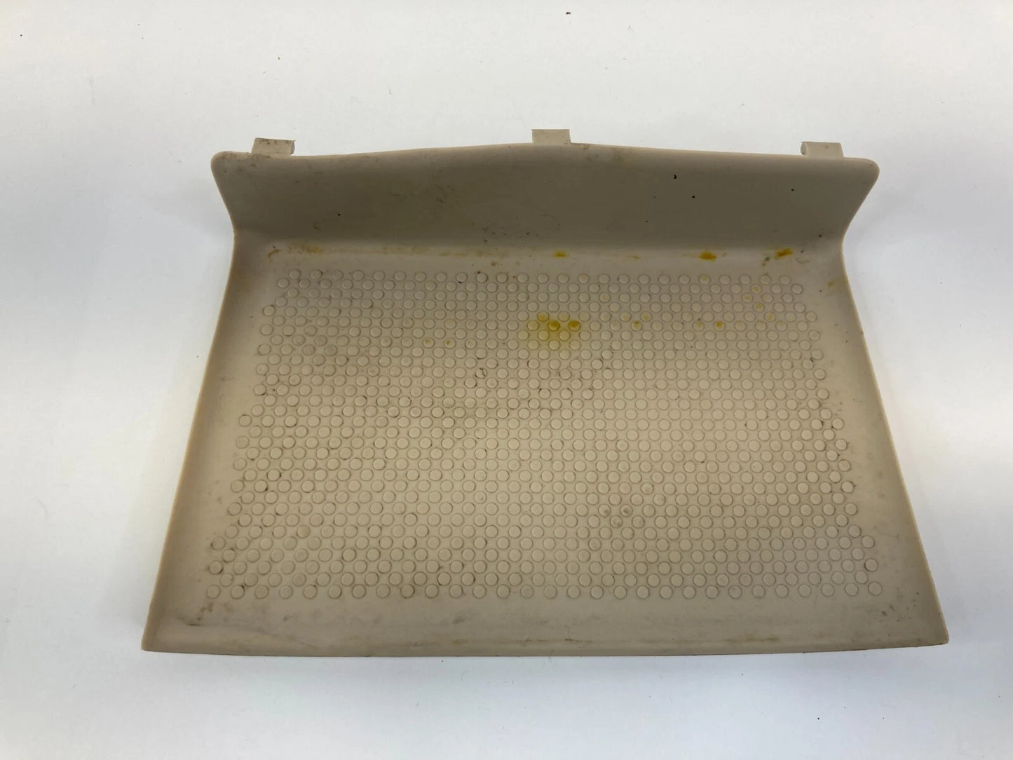 2009-2017 VOLKSWAGEN TIGUAN CONSOLE STORAGE TRAY INSERT LINER MAT 5M0858165A OEM