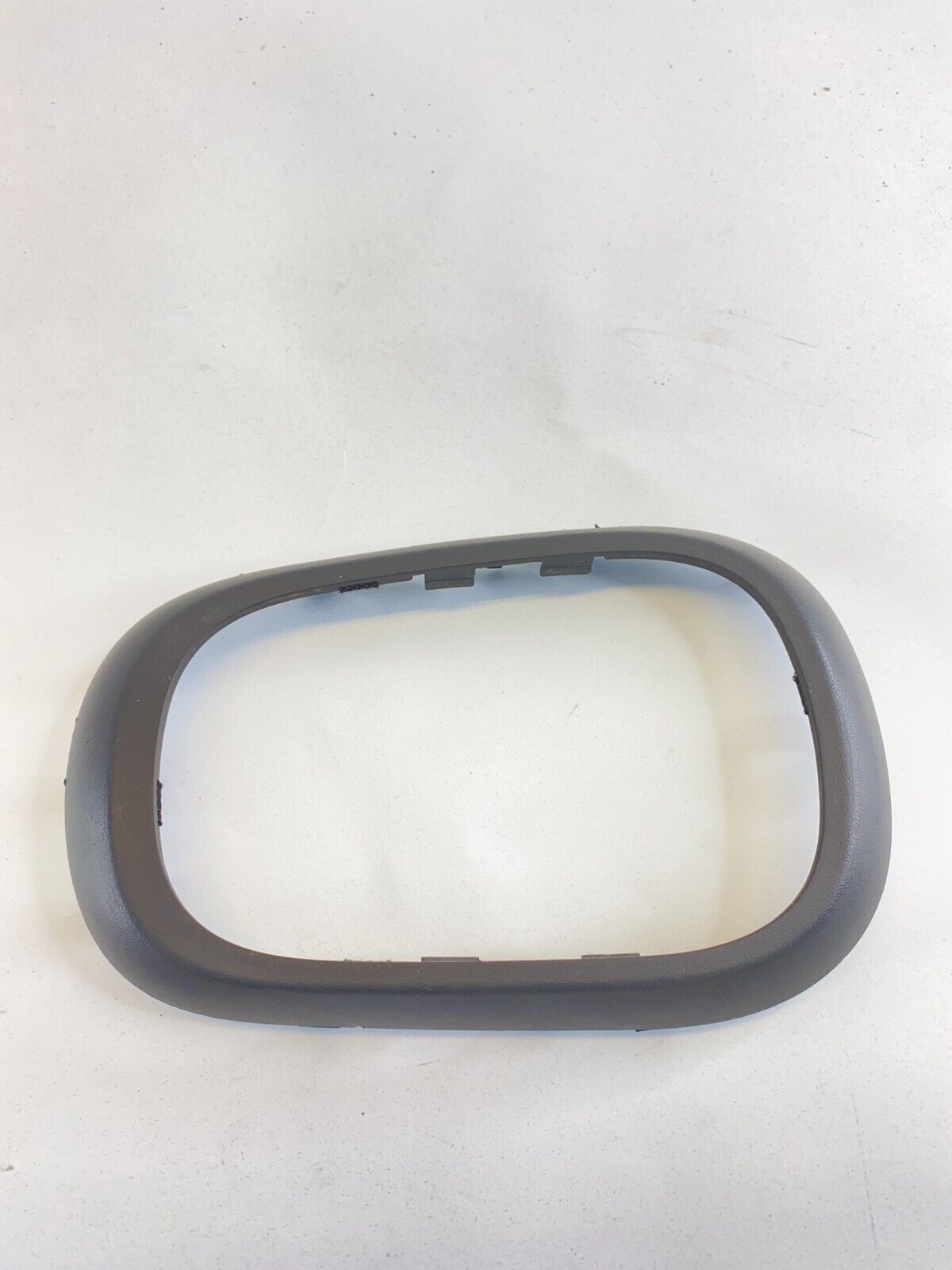 2008-2011 Hyundai Accent Sedan A/T Center Console Shifter Bezel Trim 84631-1E100