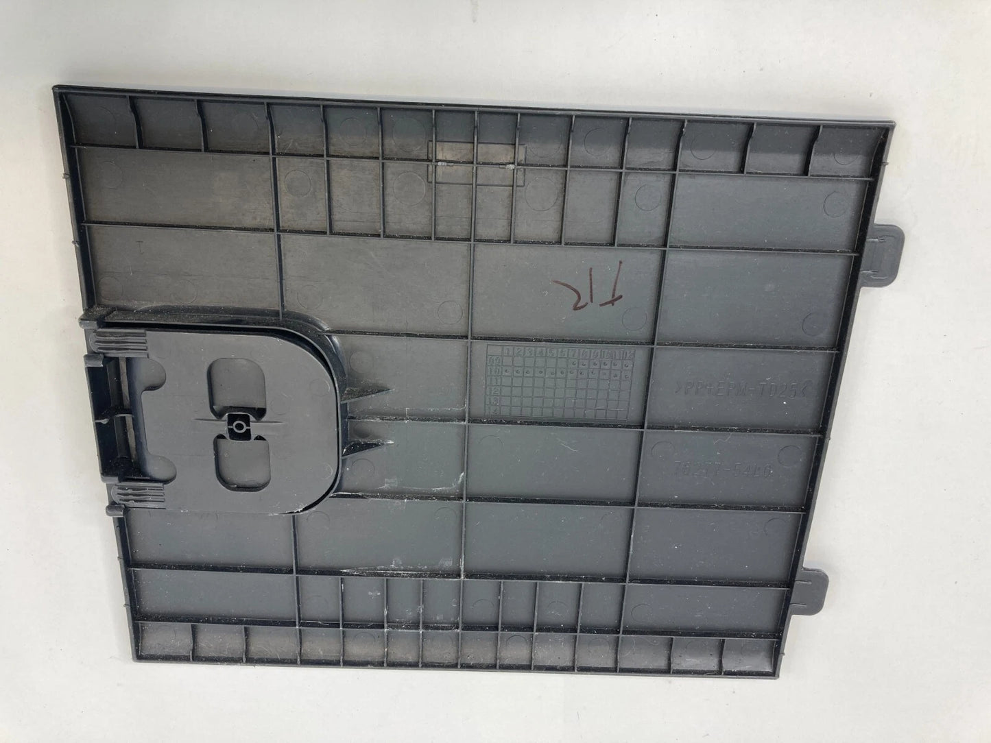 2007-2013 SUZUKI SX4 REAR TRUNK PANEL ACCESS COVER TRIM BEZEL LID 76277-54L0 OEM