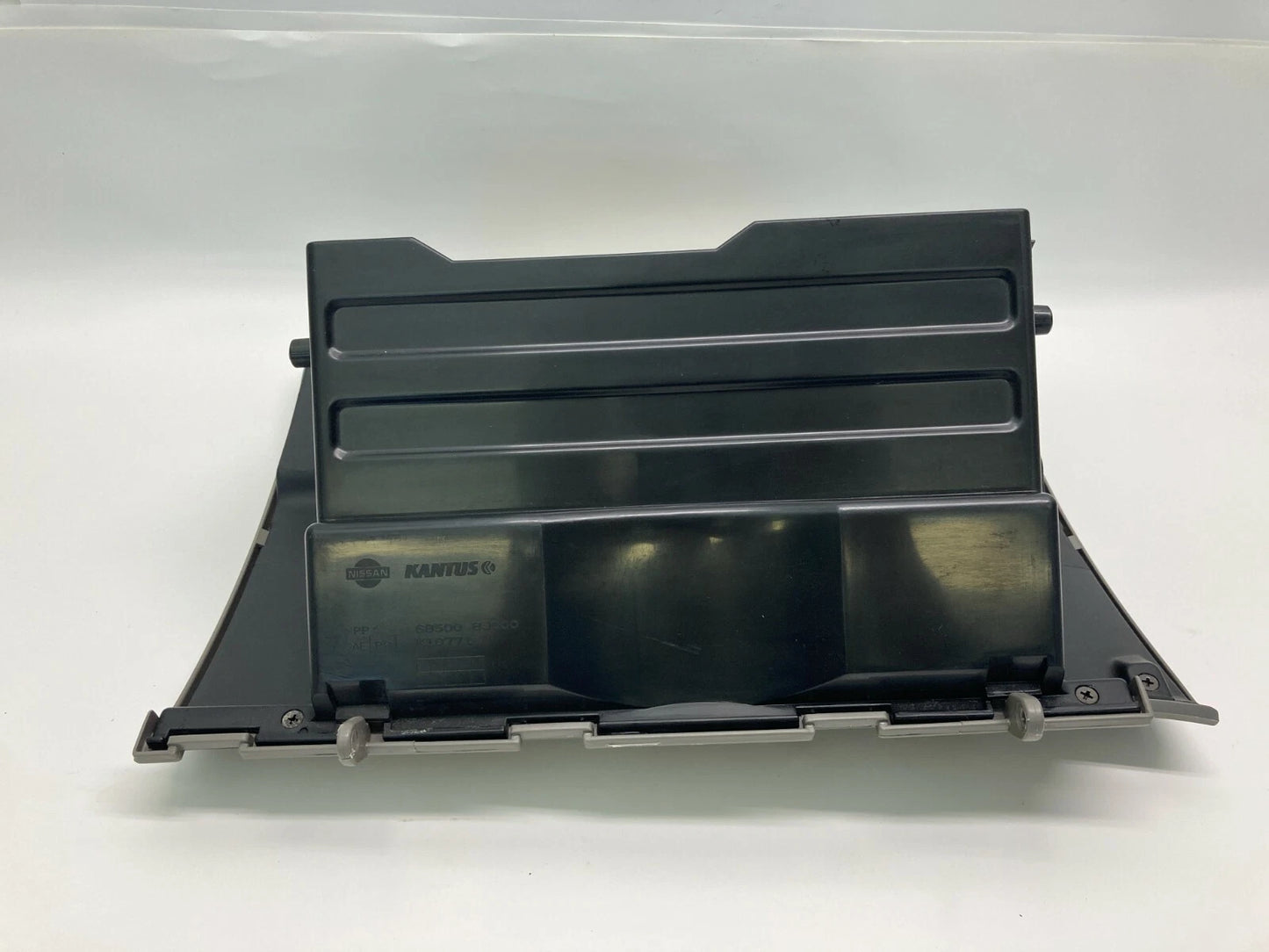 02-04 NISSAN ALTIMA GLOVE BOX STORAGE COMPARTMENT ASSEMBLY W LATCH 68500-8J000