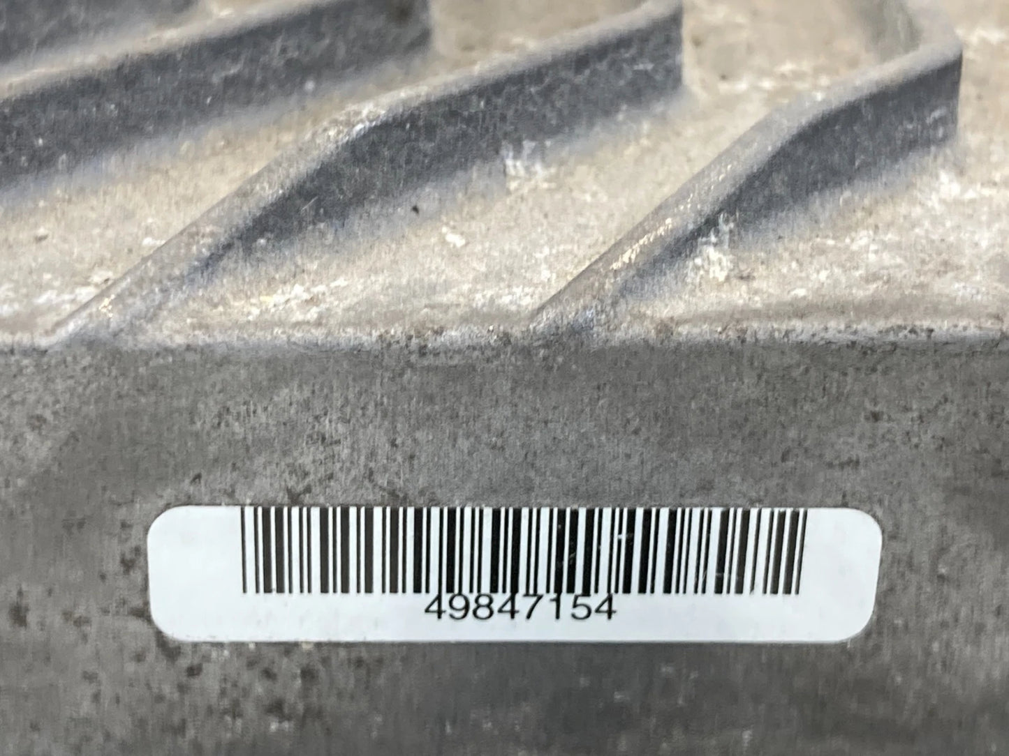 10 11 GMC TERRAIN 2.4L AT ENGINE COMPUTER CONTROL MODULE ECM ECU PCM W/ COVER