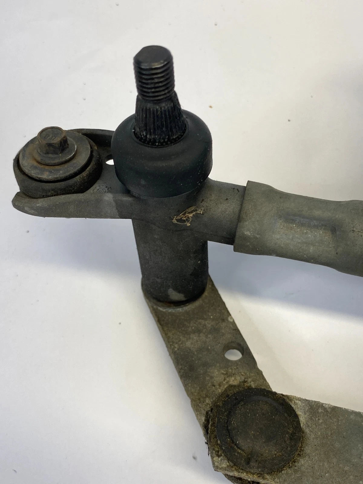 2008-2012 FORD ESCAPE FRONT WINDSHIELD WIPER MOTOR W/LINKAGE 8L84-17500-AC OEM